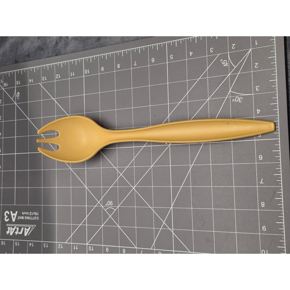 Vintage Tupperware Harvest Gold Salad Serving Spork Mustard Yellow Plastic 9.5in